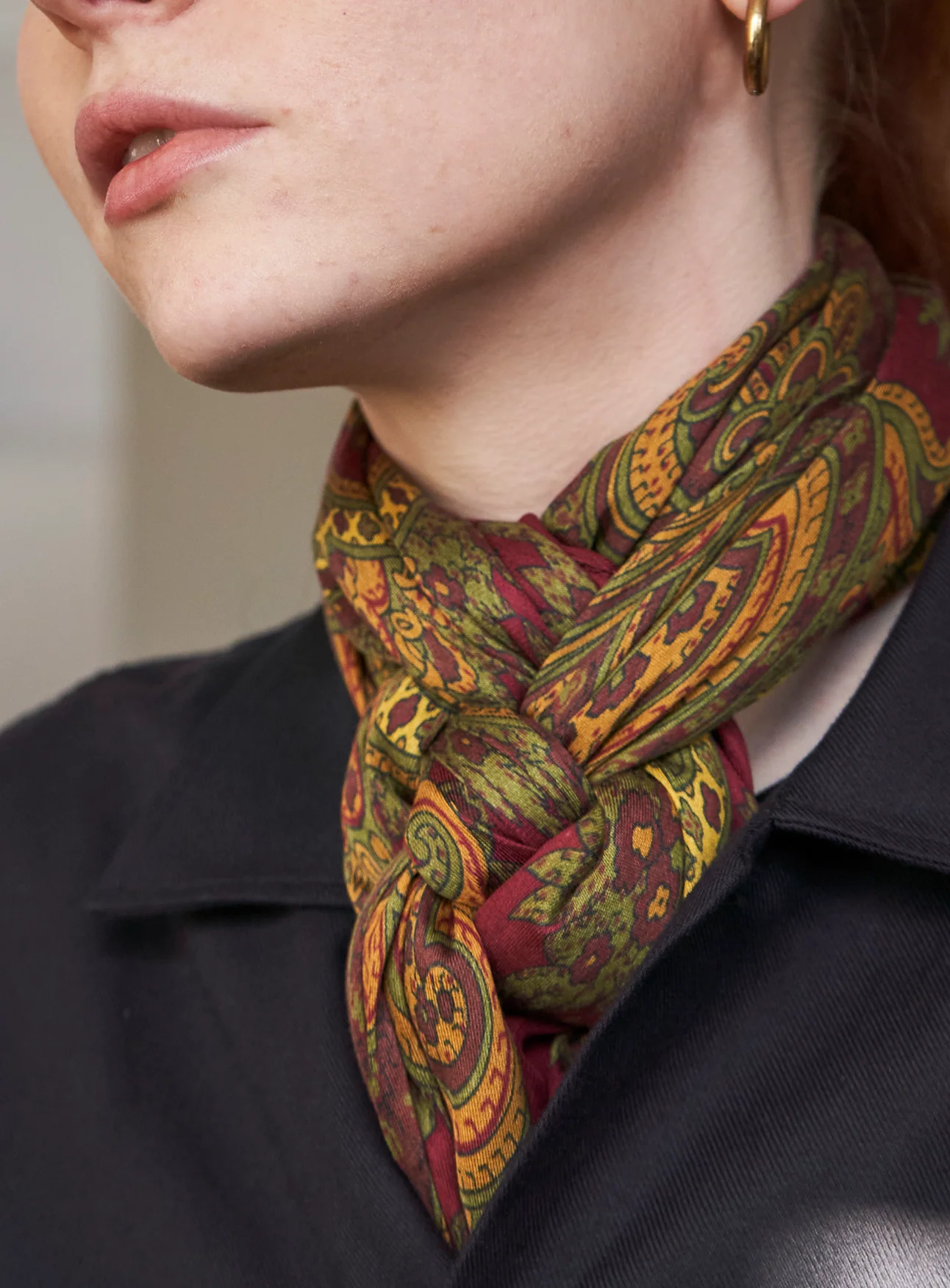 Italian Tencel Burgundy and Gold Paisley Flamboyant Scarf - Image 4