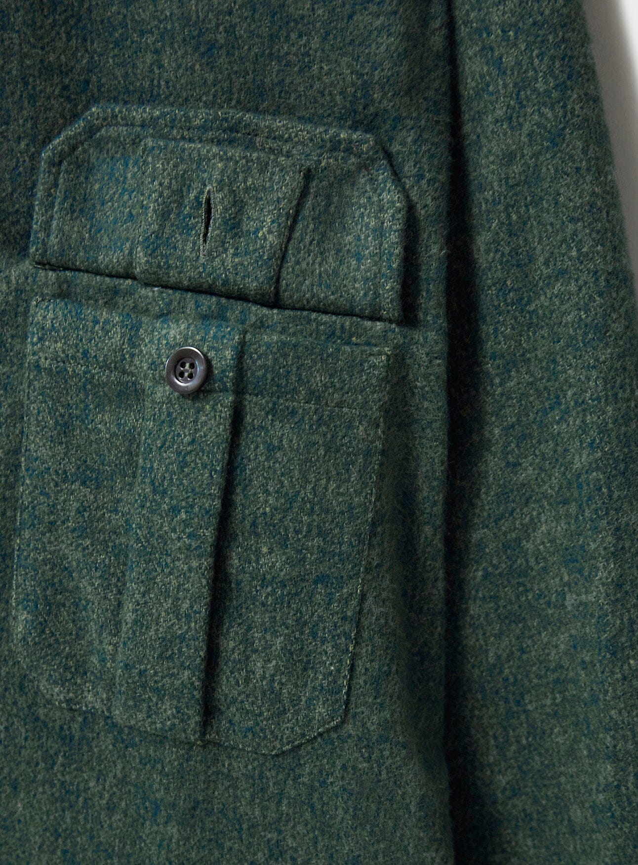 Heavy Recycled Soft Flannel Green Men's Overshirt - Image 4