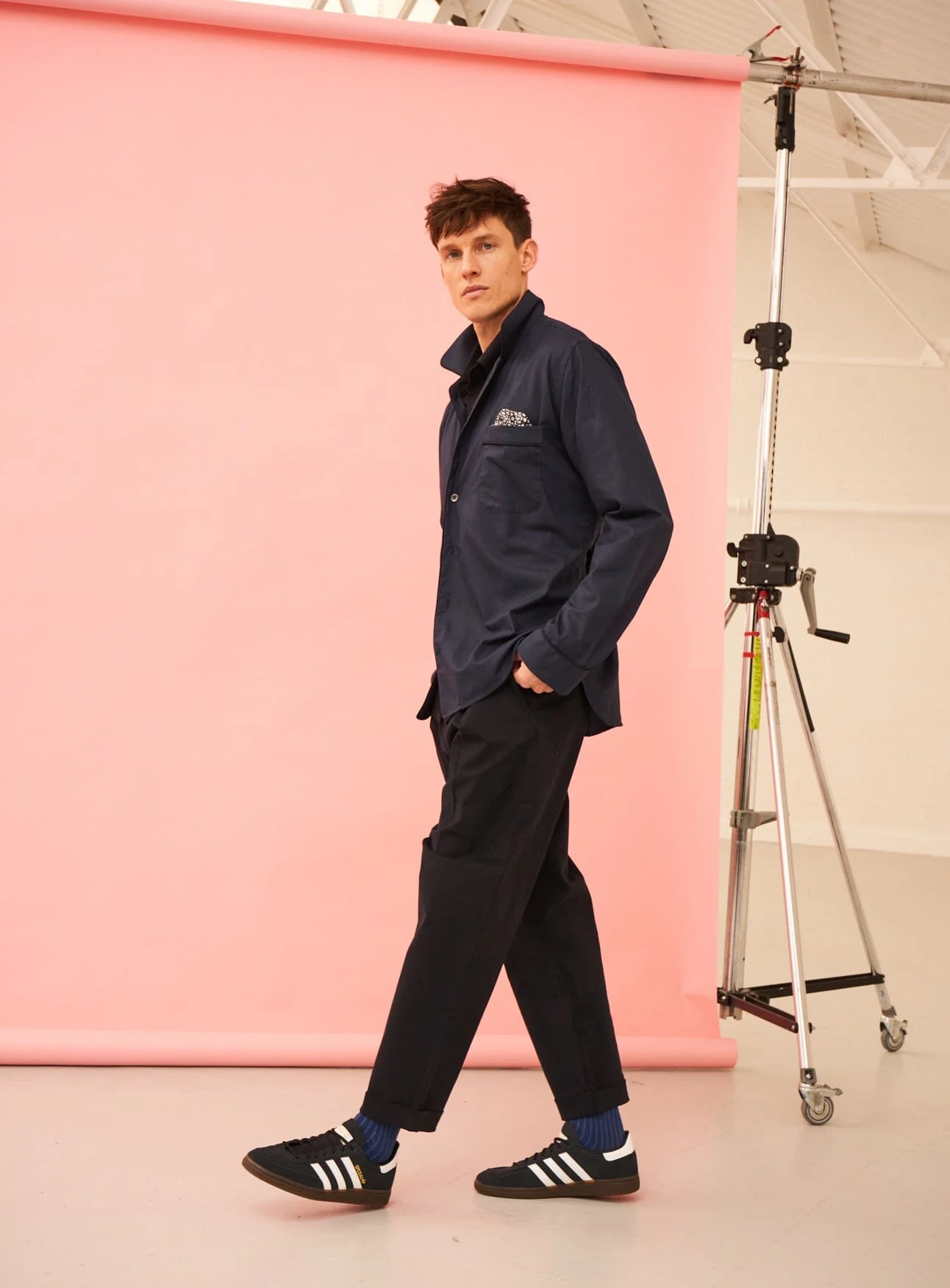 Organic Cotton stretch Navy Pleated Trouser - Image 9