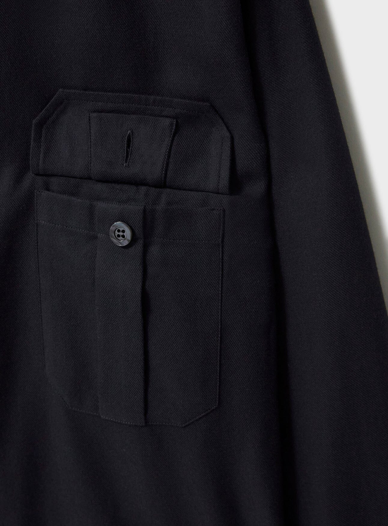 Regenerative Cotton Flannel Black Overshirt - Image 3